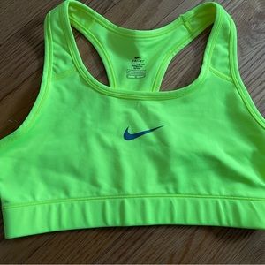 Nike Dri-Fit Sports Bra M